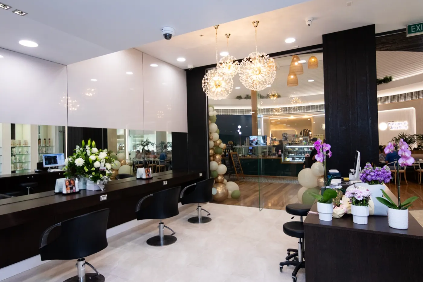 Inside the Lurosa salon
